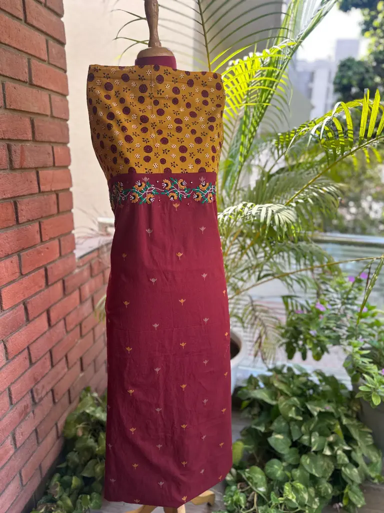 red kurta2.webp