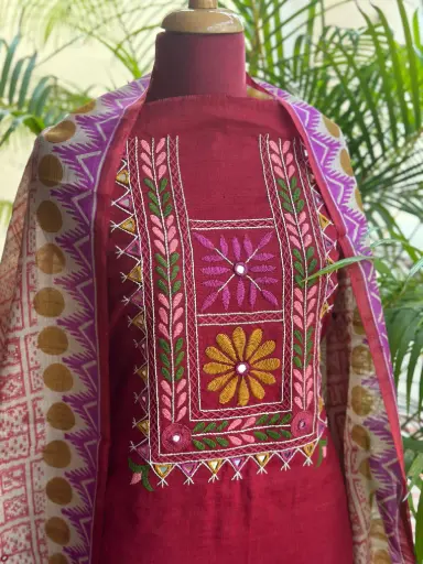 Crimson Kurta Dupatta Set