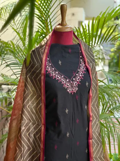 Black Kurta with Chanderi Dupatta Set